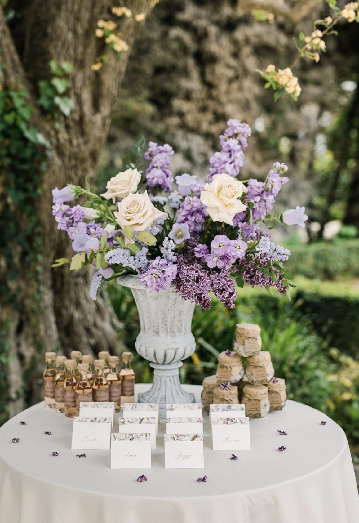Lavender Welcome Table — Day Dream Affairs tablescape